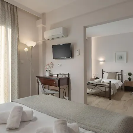 Minavra 2* Athens