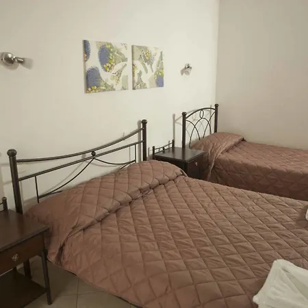 Hotel Minavra 2*
